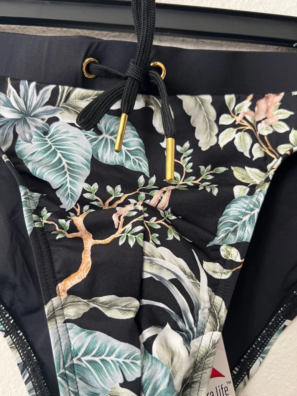 Aqua Blu Sumatra Multi Floral Racer Briefs Size M